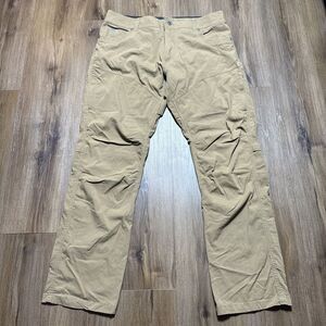 Kuhl Men's Tan Chinos